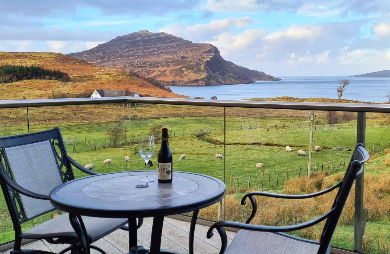 Isle Of Skye Rotunda Apartment Ollach Bagian luar foto