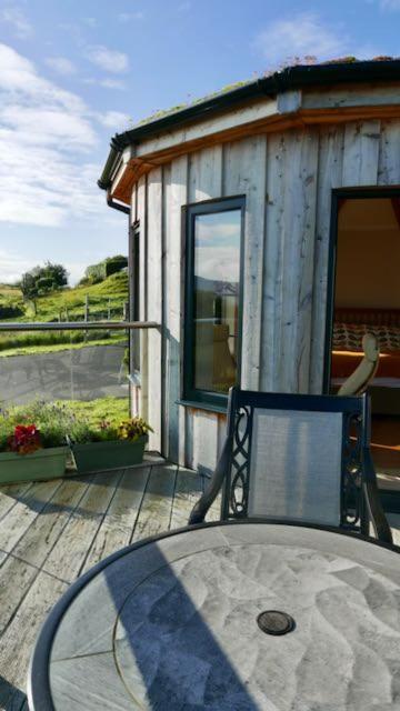 Isle Of Skye Rotunda Apartment Ollach Bagian luar foto