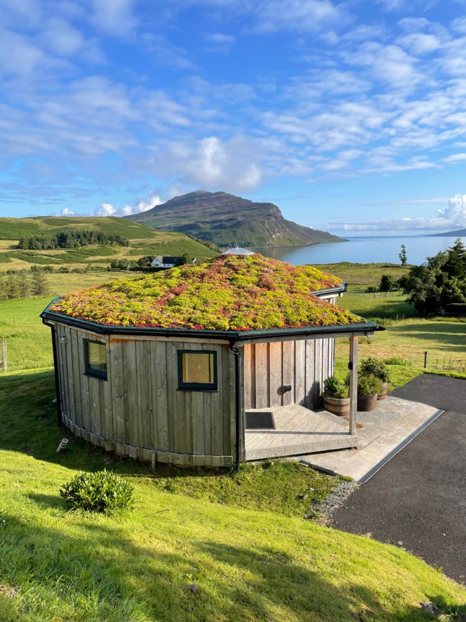 Isle Of Skye Rotunda Apartment Ollach Bagian luar foto